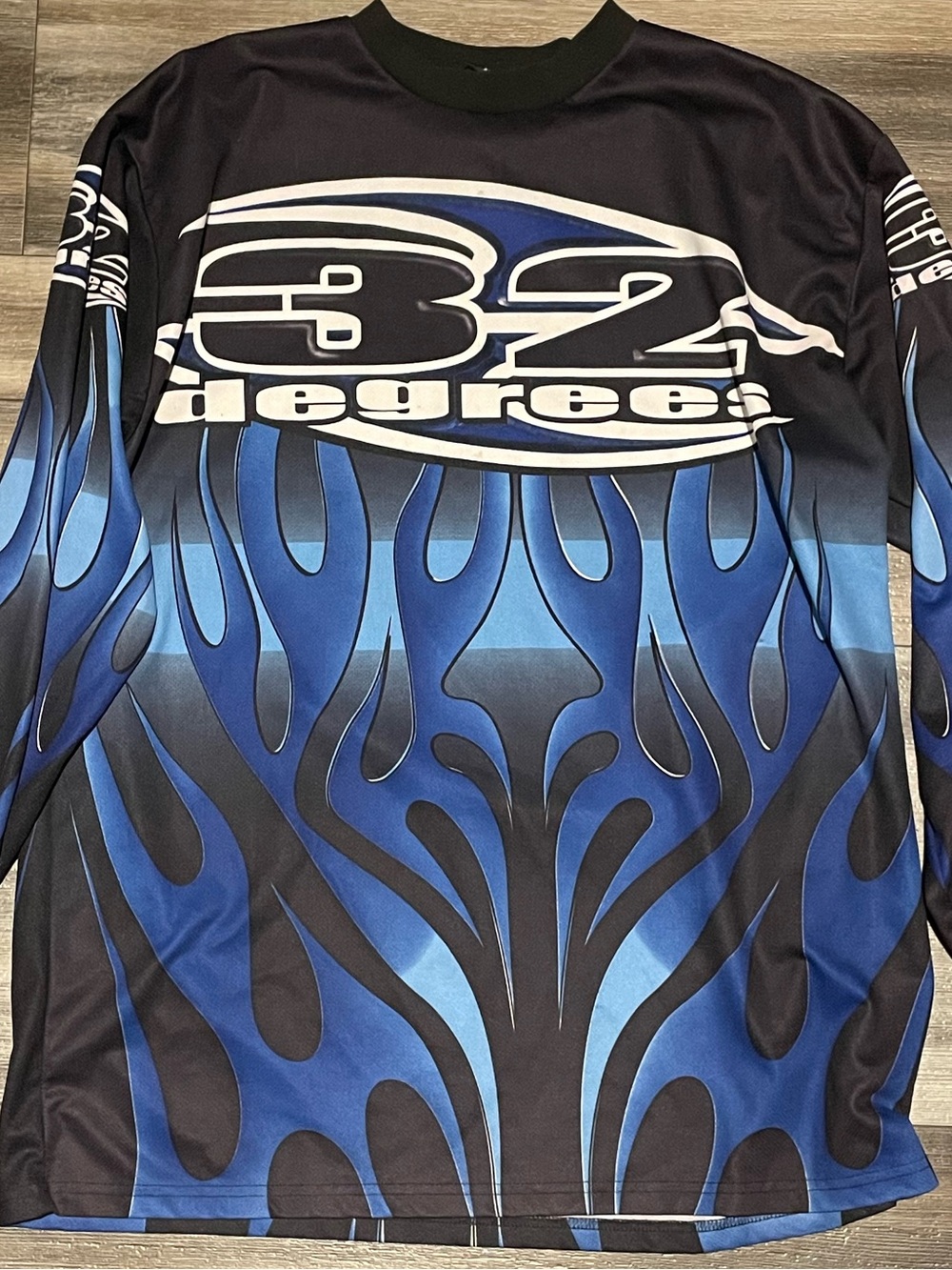 Vintage 32 Degrees Black and Blue Flame Performance Long Sleeve Shirt